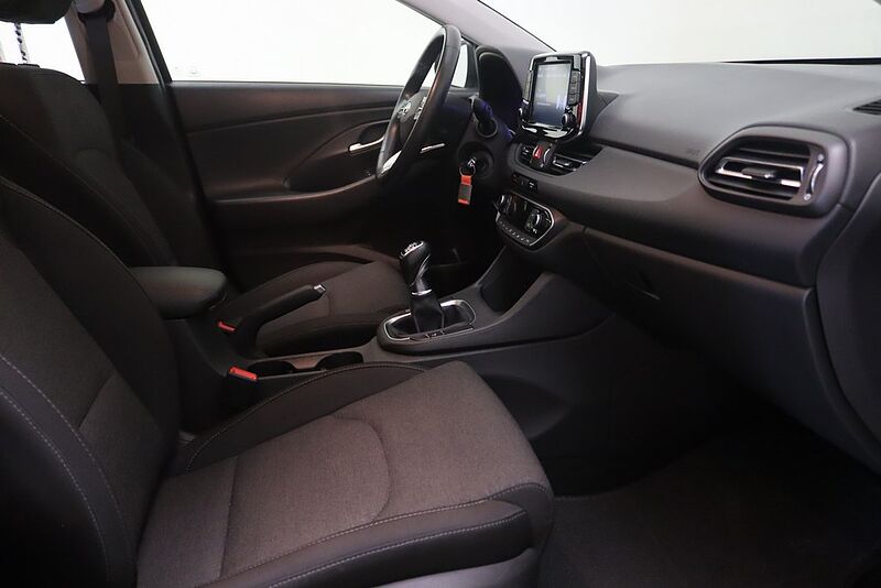 Hyundai i30 1.0 TGDI Klass LR 48V 120