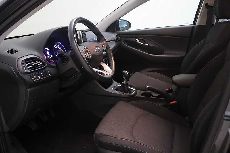 Hyundai i30 1.0 TGDI Klass LR 48V 120