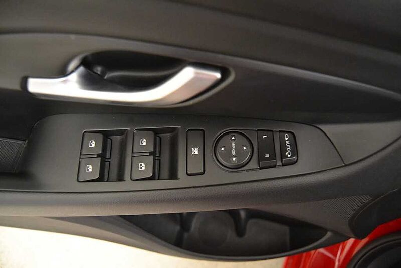 Hyundai i30 1.5 DPI Klass SLX 110